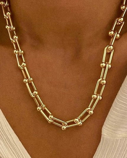 Set Ancla: Símbolo de Fortaleza y Lujo Diario