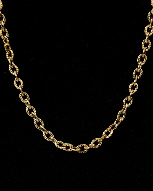 Cadena Óvalo 3mm – 45cm  Curvas que fluyen con tu estilo.